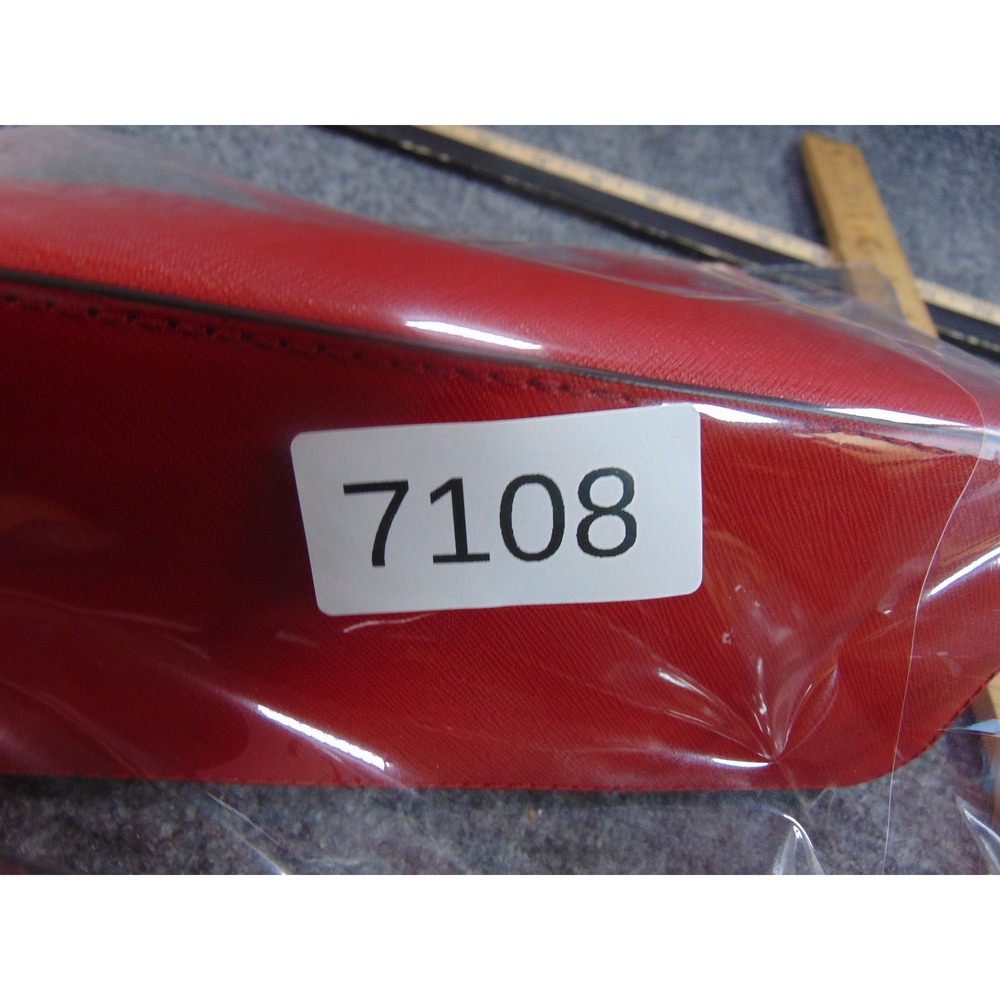 Michael Kors Cindy Dome Crossbody Red Saffiano Leather 38S9YCP03L Gold Chain - Picture 14 of 14